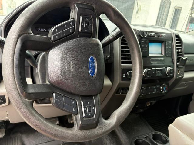 Ford F-250 SD XL Crew Cab 4WD 2019