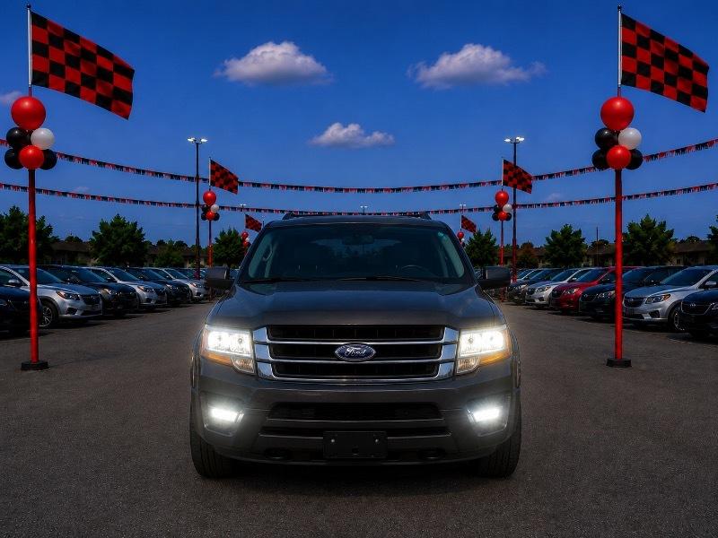 Ford Expedition XLT 2WD 2017