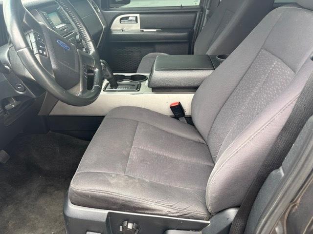 Ford Expedition XLT 2WD 2017