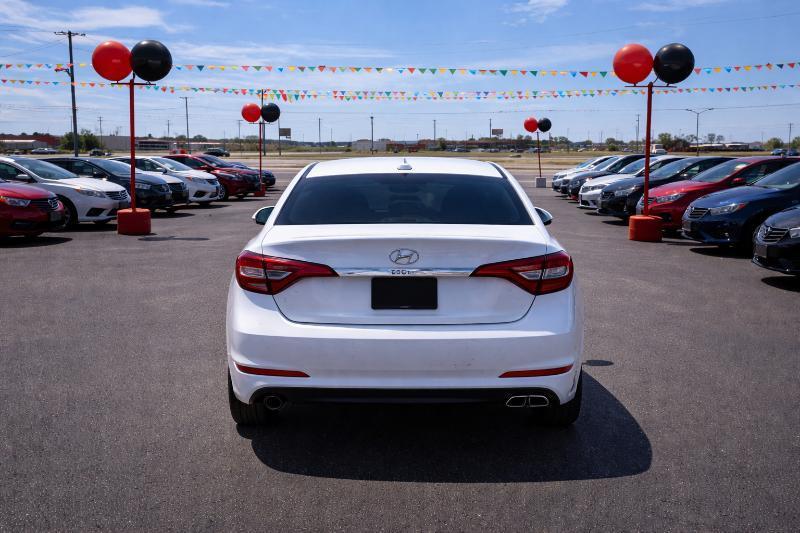 Hyundai Sonata SE 2015