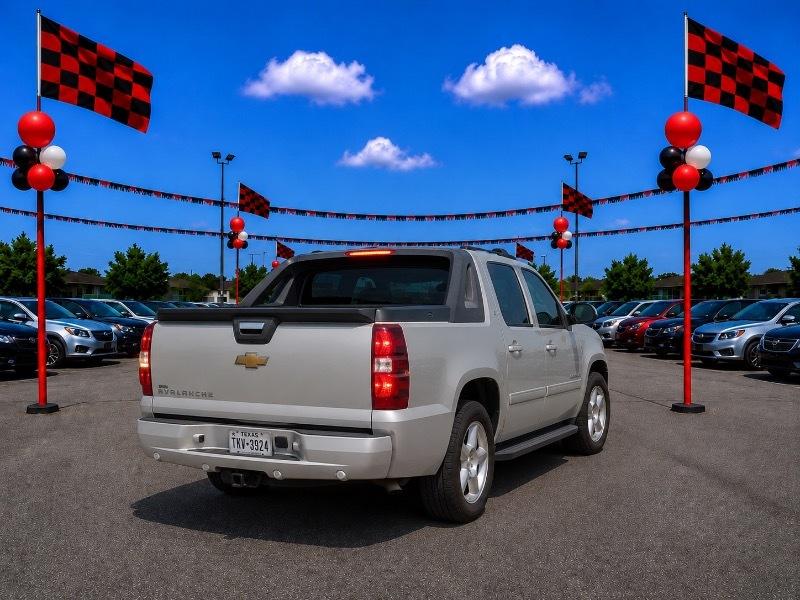Chevrolet Avalanche LTZ 2WD 2007