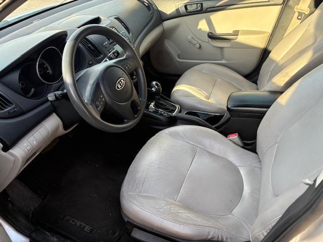 Kia Forte LX 2011