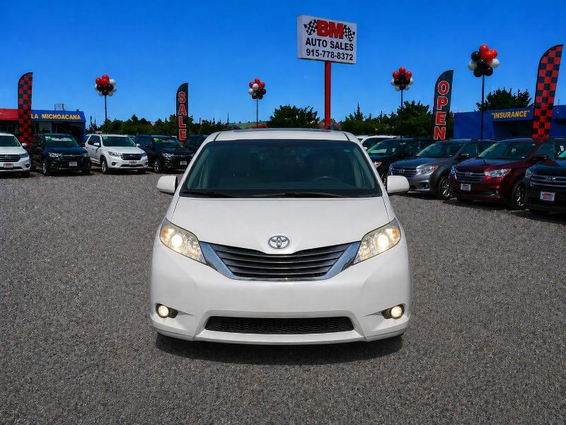 Toyota Sienna XLE FWD 8-Passenger V6 2016