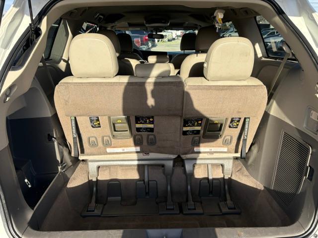 Toyota Sienna XLE FWD 8-Passenger V6 2016