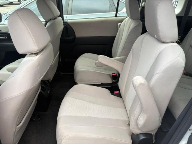 Mazda MAZDA5 Sport AT 2014