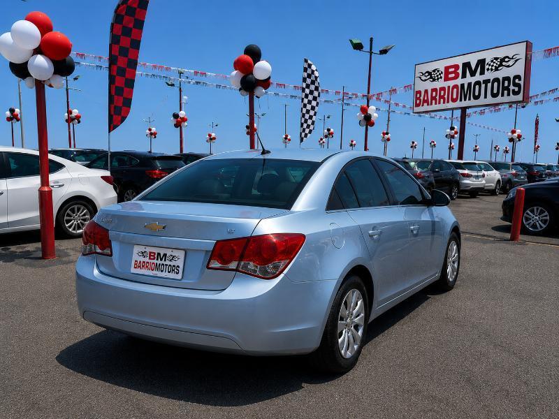 Chevrolet Cruze 1LT 2011