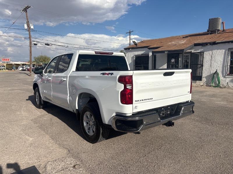 Chevrolet Silverado 1500 LT Crew Cab 4WD 2022