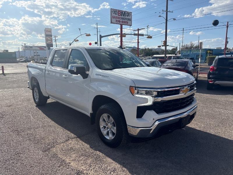 Chevrolet Silverado 1500 LT Crew Cab 4WD 2022