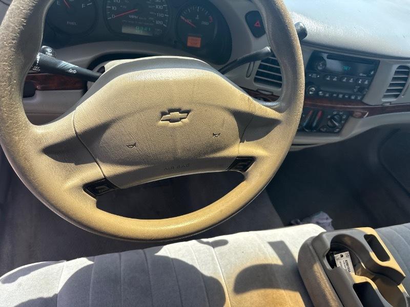 Chevrolet Impala Base 2002