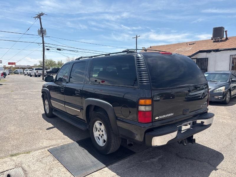 Chevrolet Suburban 1500 4WD 2005