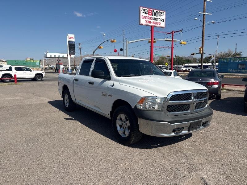 RAM 1500 Tradesman Crew Cab SWB 4WD 2015