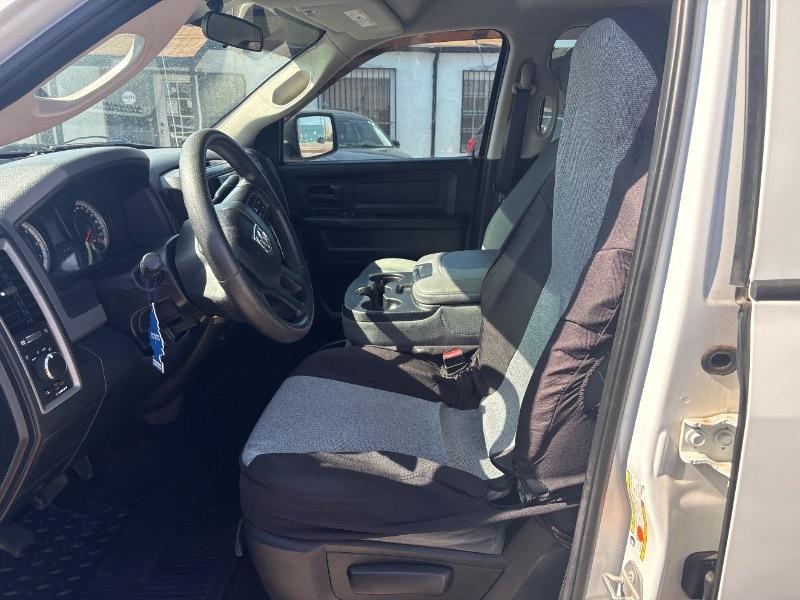 RAM 1500 Tradesman Crew Cab SWB 4WD 2015