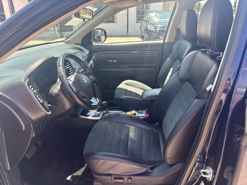 Mitsubishi Outlander SE 2WD 2019