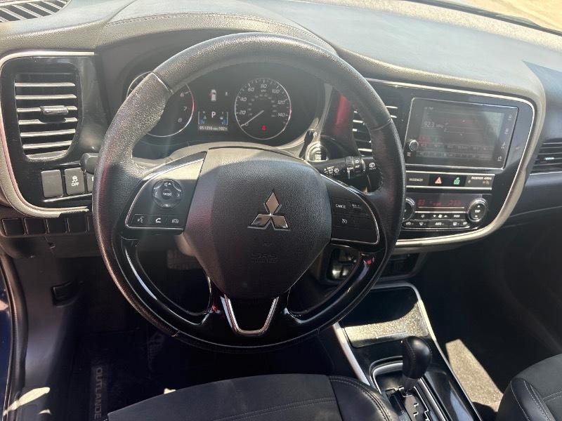 Mitsubishi Outlander SE 2WD 2019