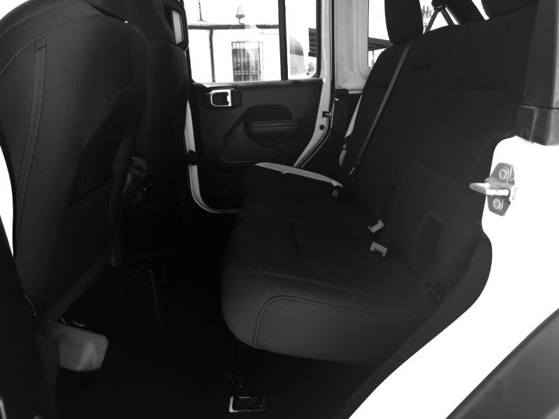 Jeep Wrangler Unlimited Sport 2021