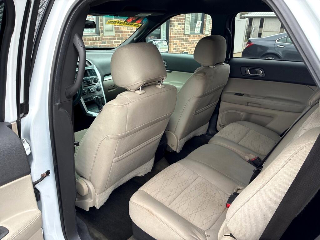 Image 9 of 2014 Ford Explorer