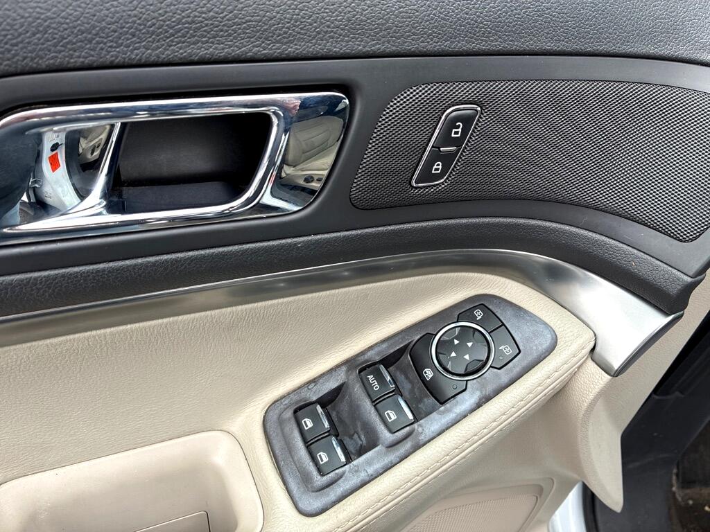 Image 10 of 2014 Ford Explorer