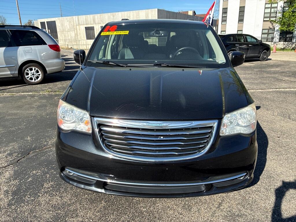 Image 2 of 2014 Chrysler Town & Country TOURING