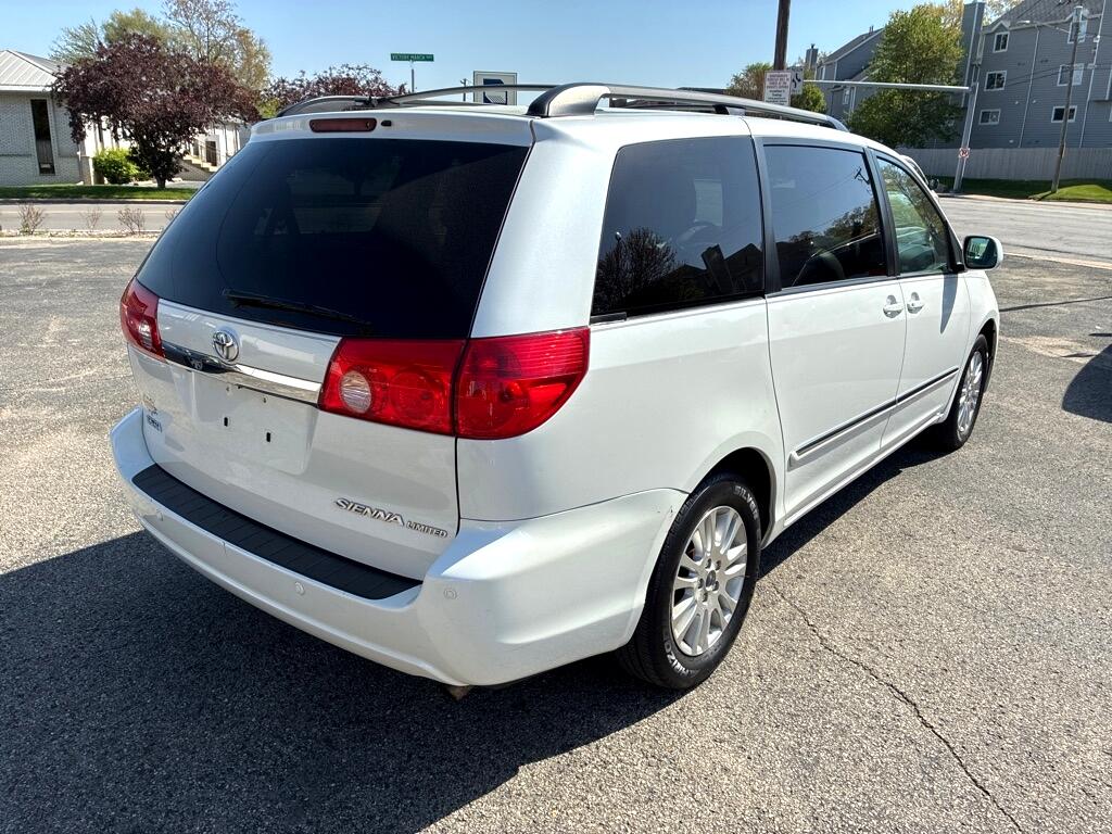 Image 5 of 2009 Toyota Sienna XLE