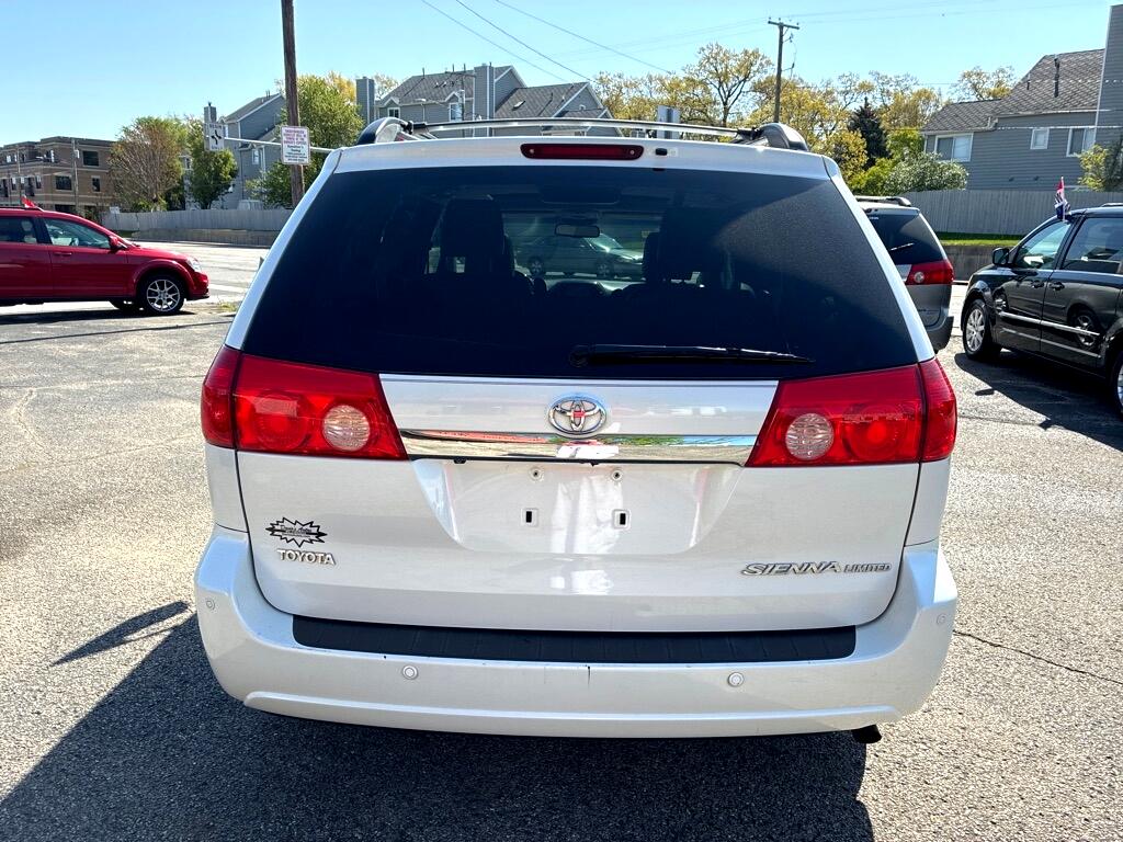Image 6 of 2009 Toyota Sienna XLE