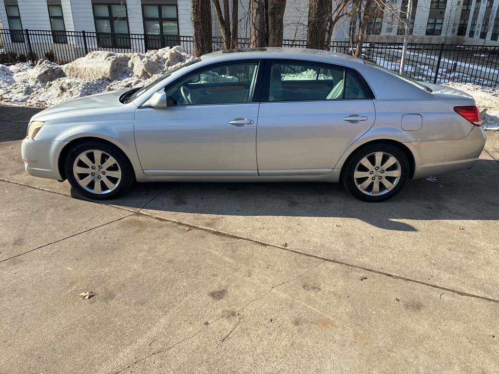 Toyota Avalon  2006