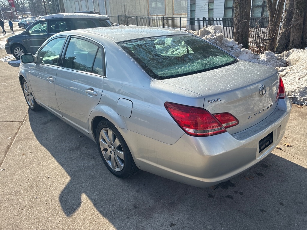 Toyota Avalon  2006