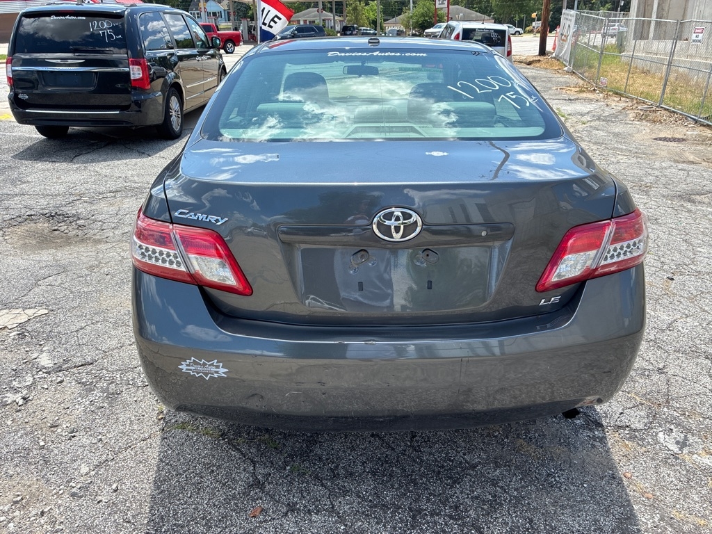 Toyota Camry  2010