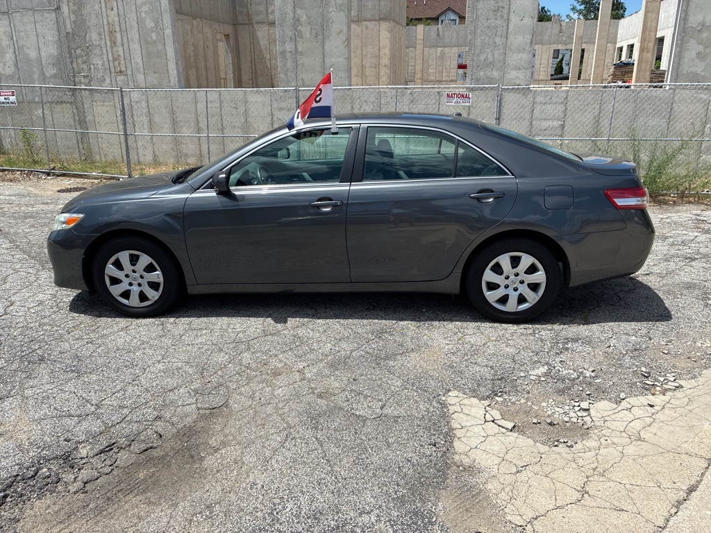 Toyota Camry  2010