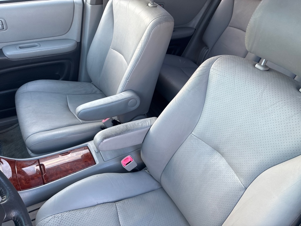 Toyota Highlander  2005