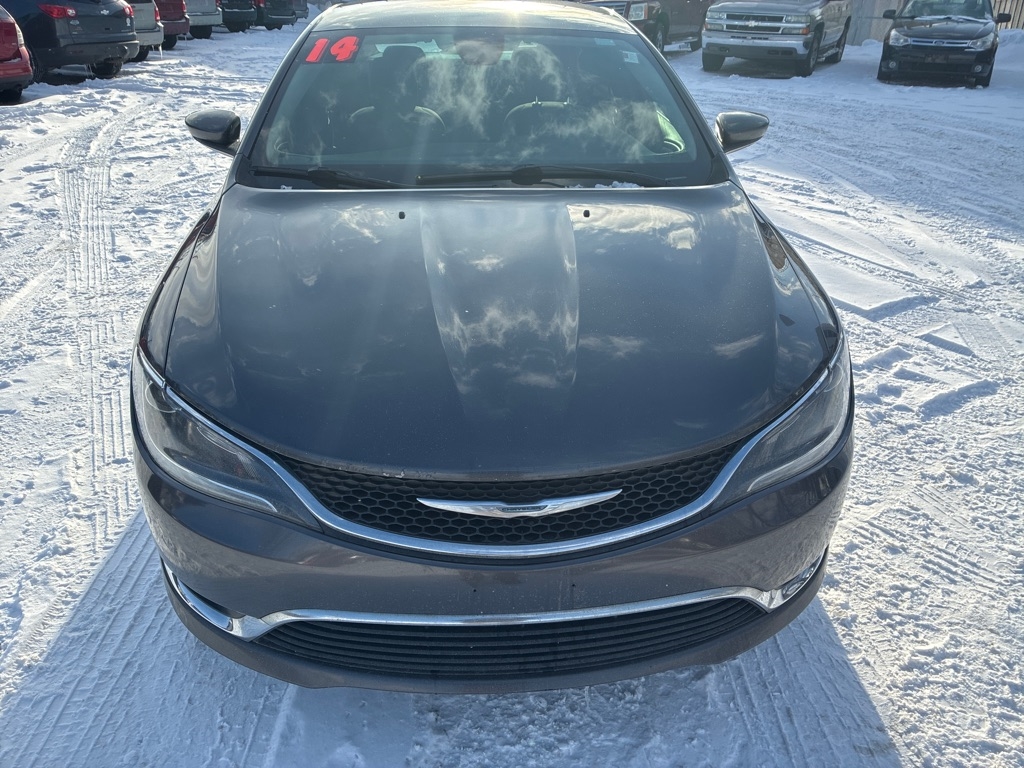 Chrysler 200  2015