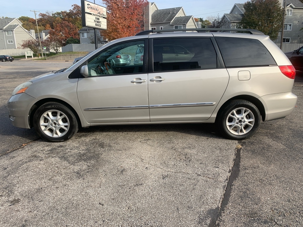 Toyota Sienna  2006