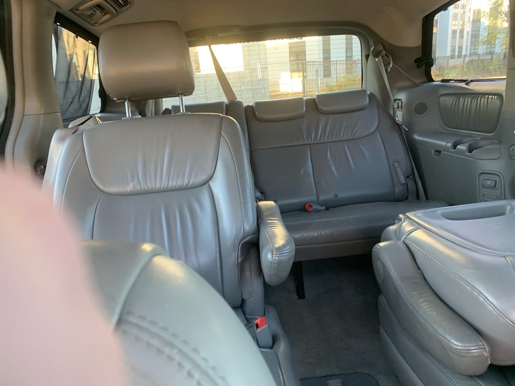 Toyota Sienna  2006