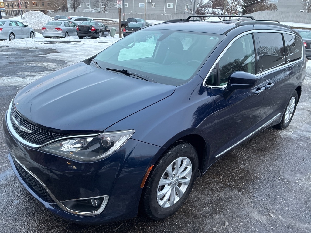 Chrysler Pacifica  2017