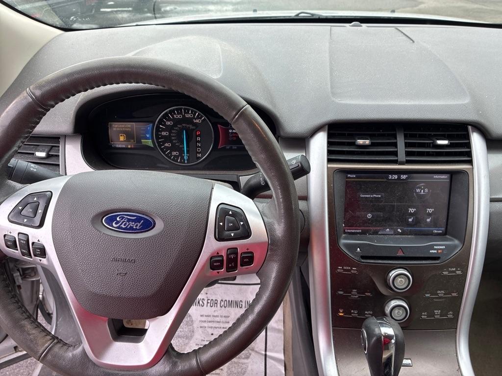 Ford Edge  2011