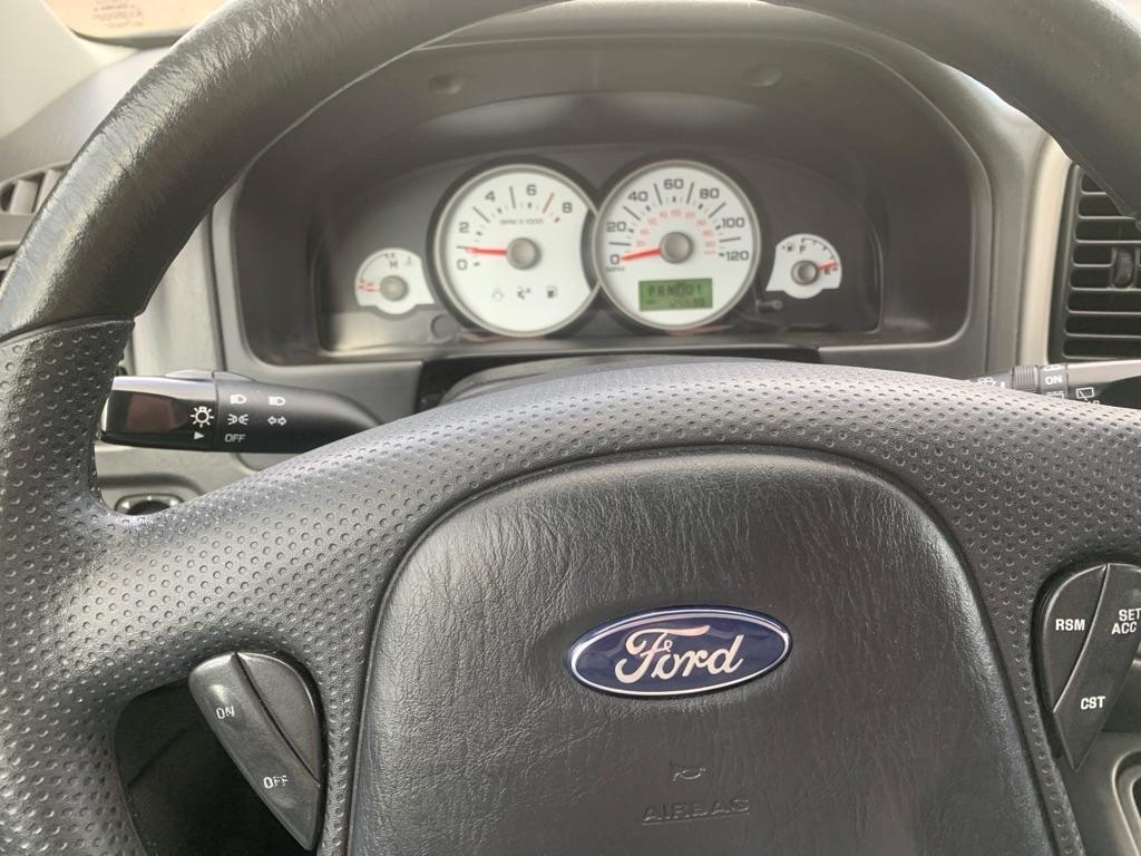 Ford Escape  2007