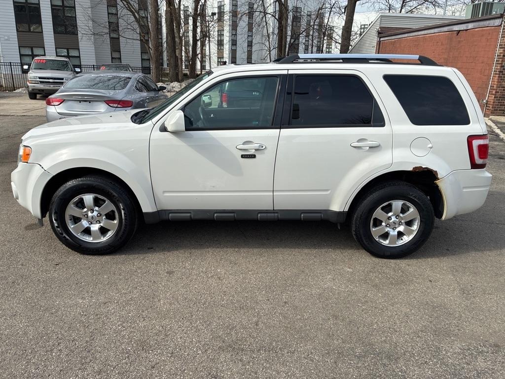 Ford Escape  2010