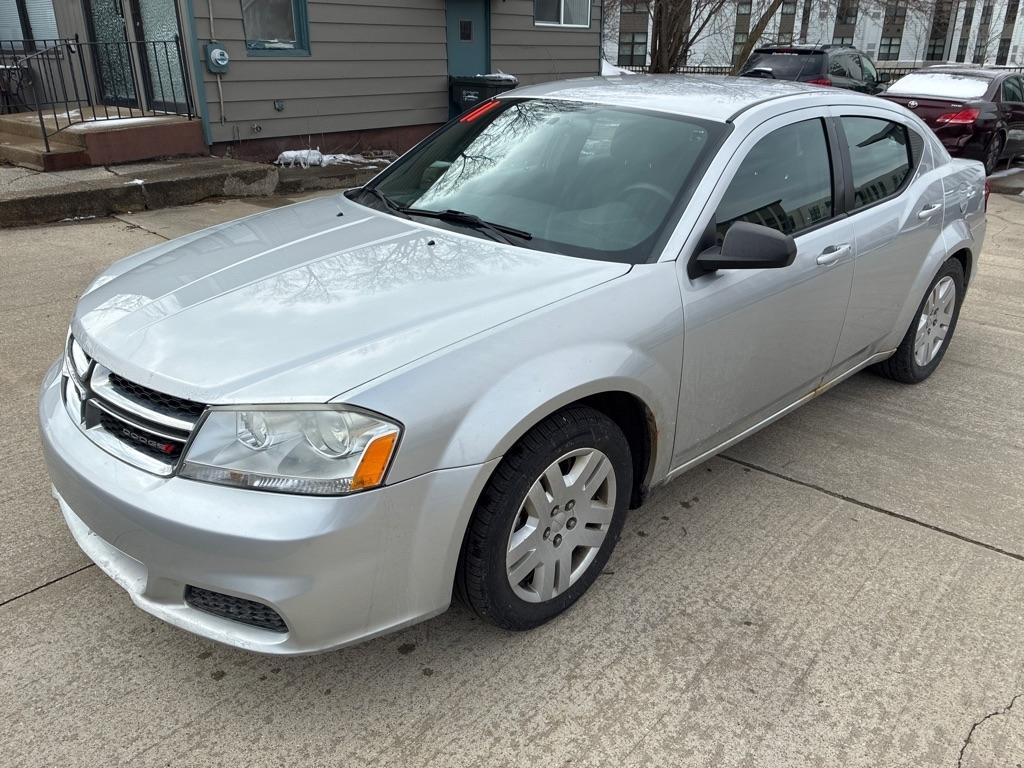 Dodge Avenger  2011