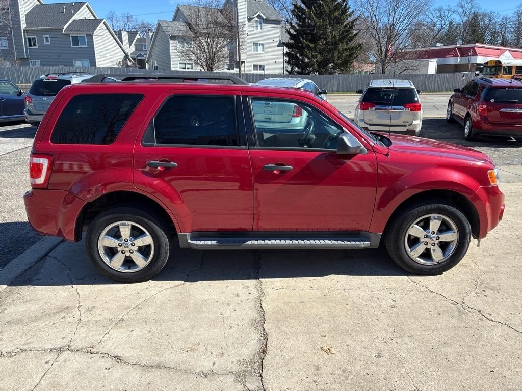Ford Escape  2010