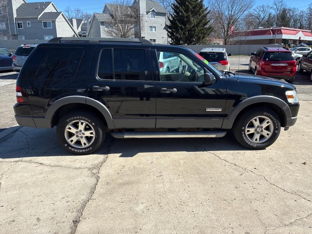 Ford Explorer  2006