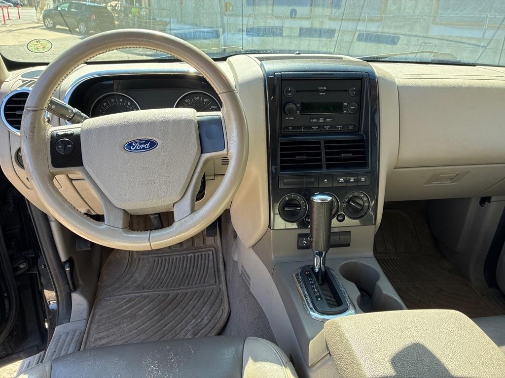Ford Explorer  2006