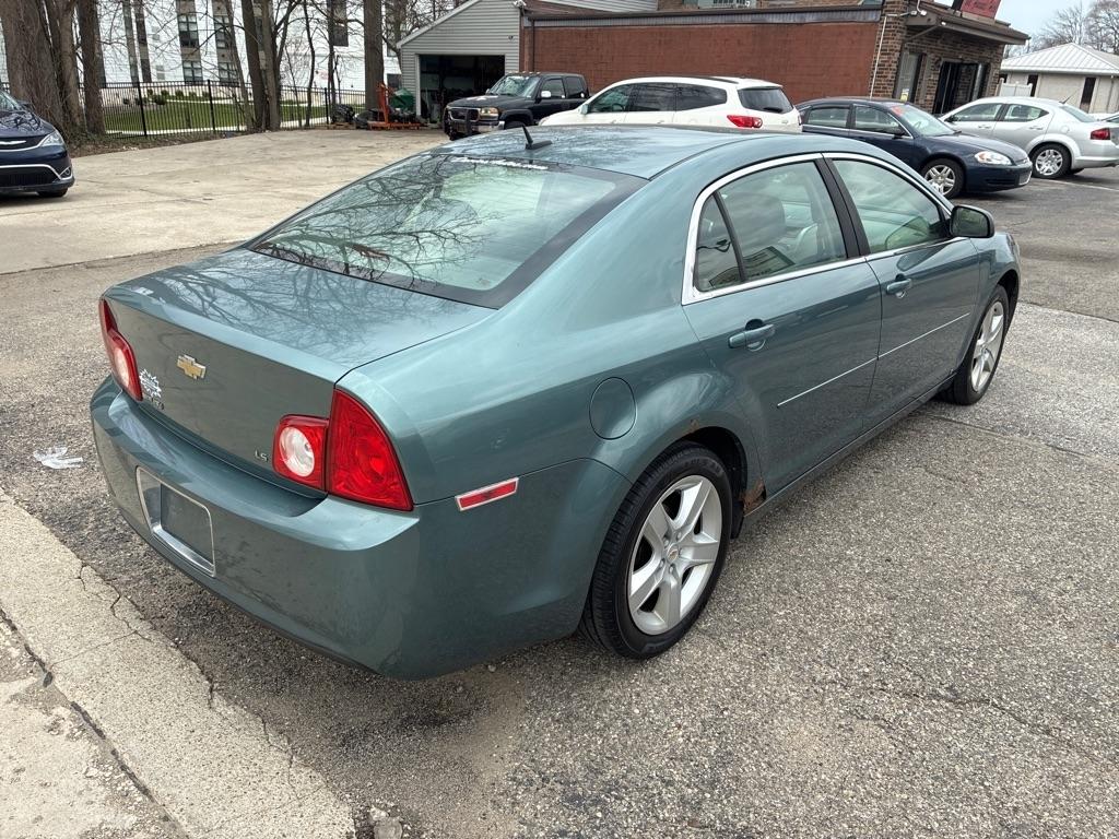Chevrolet Malibu  2009