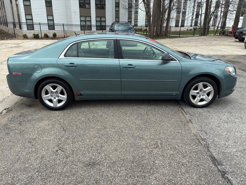 Chevrolet Malibu  2009