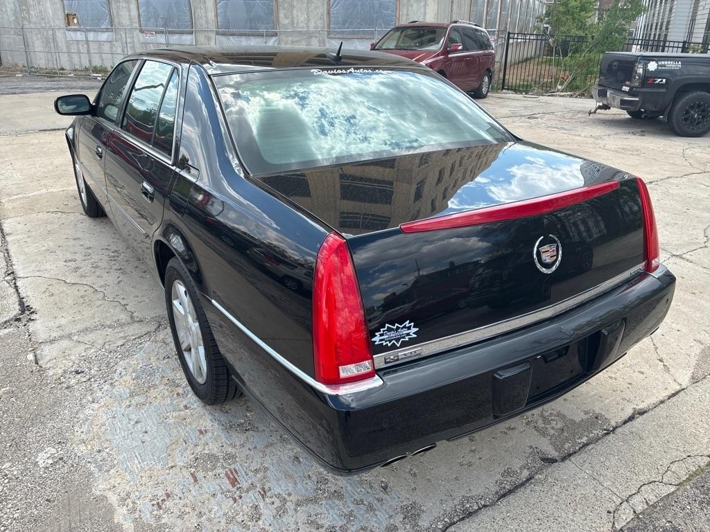 Cadillac DTS  2007
