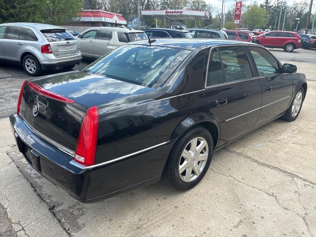 Cadillac DTS  2007