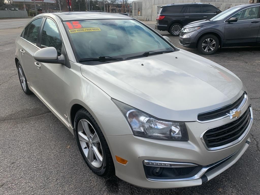 Chevrolet Cruze  2015