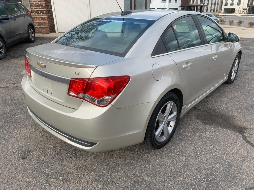 Chevrolet Cruze  2015