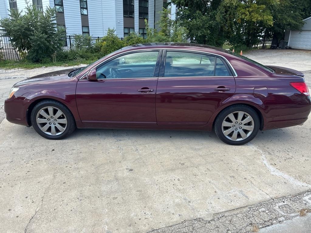Toyota Avalon  2007