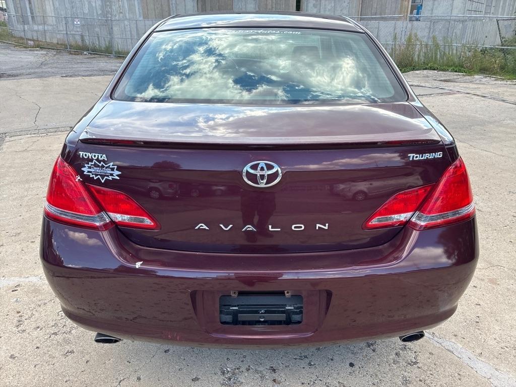 Toyota Avalon  2007