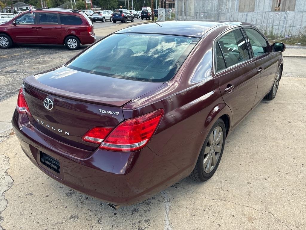 Toyota Avalon  2007