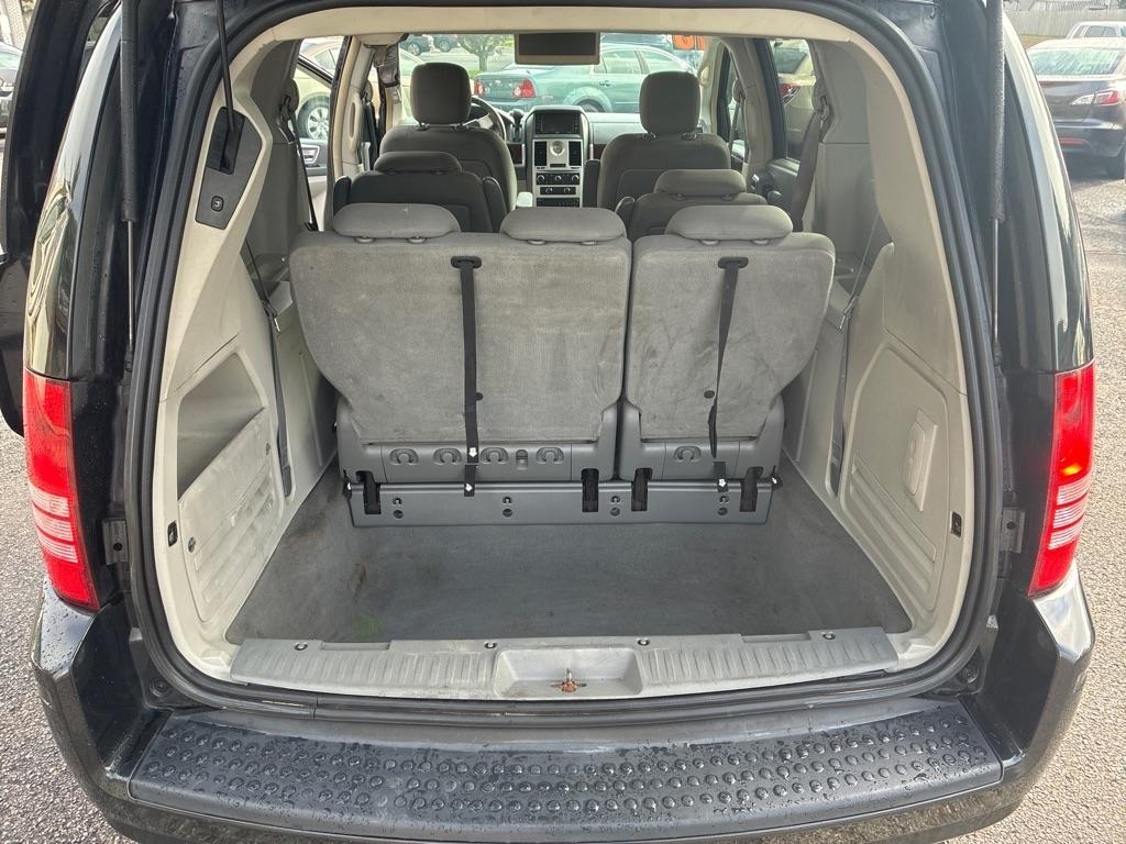 Chrysler Town & Country  2010